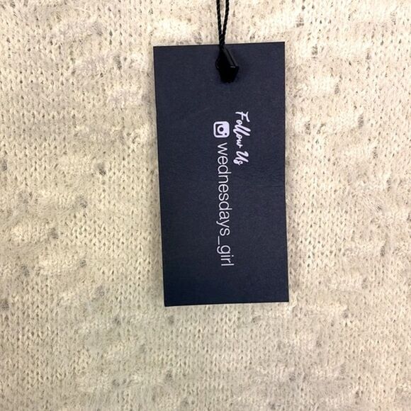 Asos Wednesday’s Girl  Cream Color Sweater in Fluffy Cable Knit. Size 18. NWT. - Picture 6 of 13